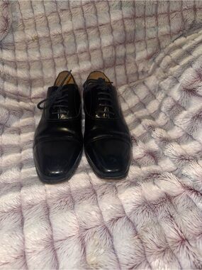 Florsheim Men’s Black Leather Dress Shoes Size 9.5 D